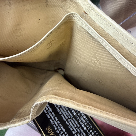 Chanel Caviar Leather Skin Coco Chanel Bi Fold Beige Wallet Vintage Authentic - Picture 4 of 11